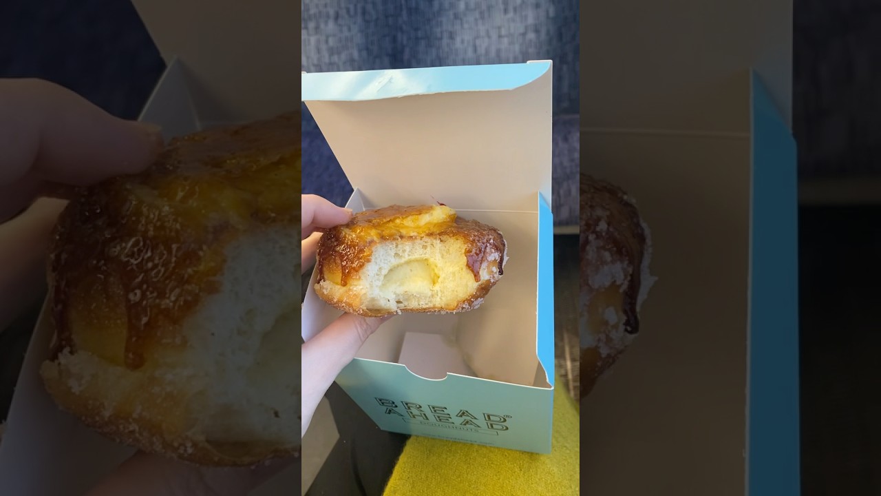 Best doughnut in London #asmr #whisper
