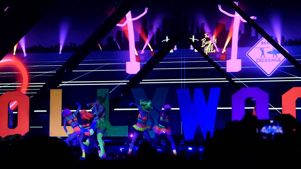 Katy Perry - California Gurls live Liverpool Echo Arena 21-05-14