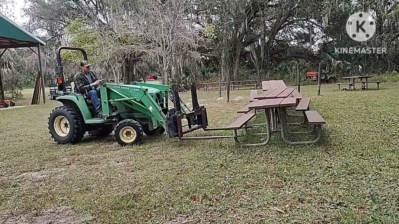 11.24.23 Funday Friday John Deere Tractor time!