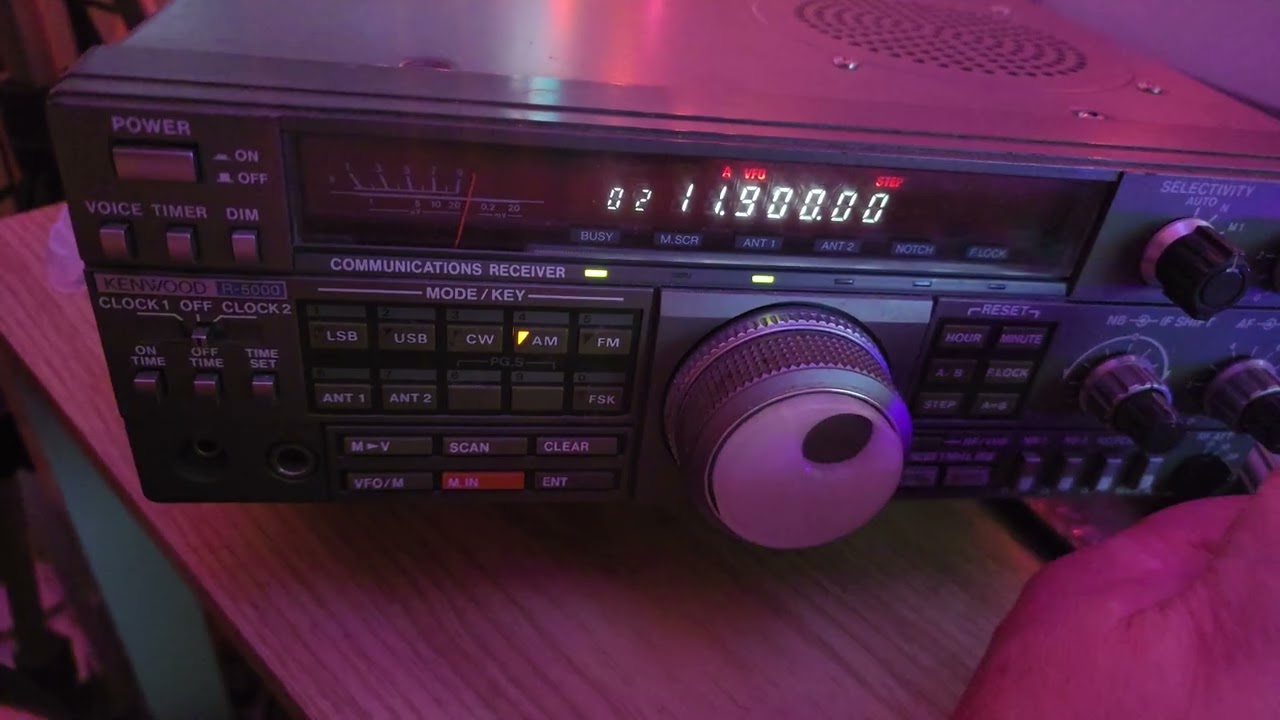 Radio Akashvani good on 11900 kHz Shortwave French language audio is slightly distorted