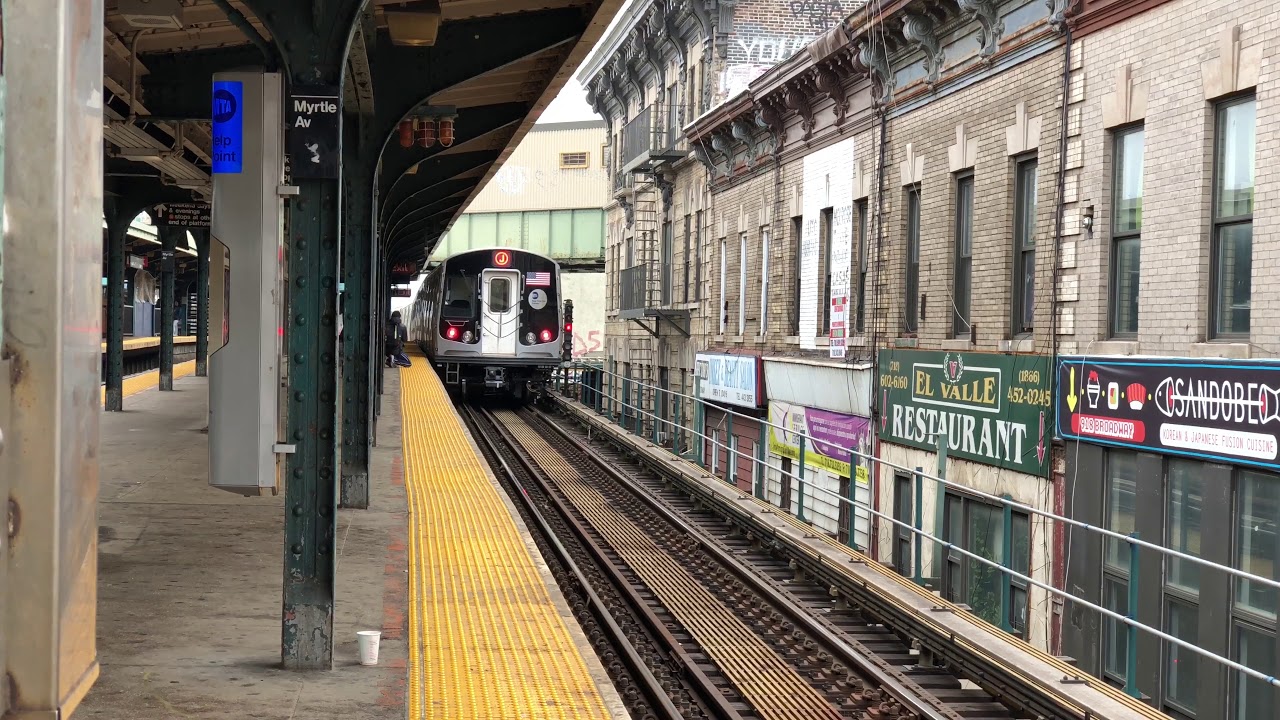 ⁴ᴷ NYC Subway: R179 & R42 J Trains At Myrtle Ave - Broadway
