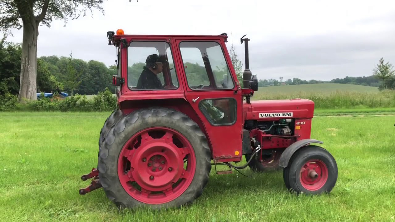 Parade Of Old Swedish Farm Tractors YouTube