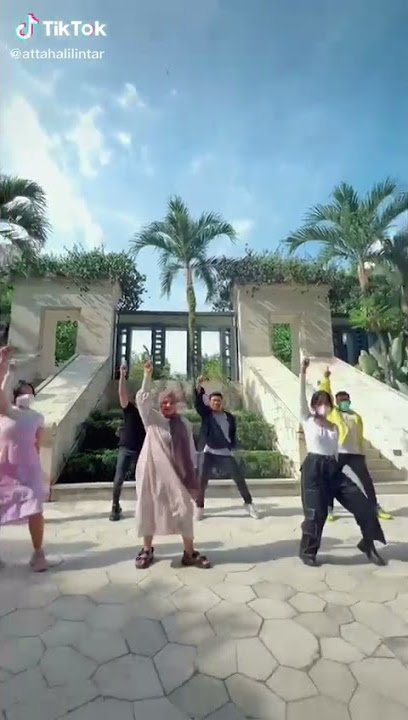 AHHA || bumil aurel lincah banget tiktok an bareng atta dan ambyar peoples