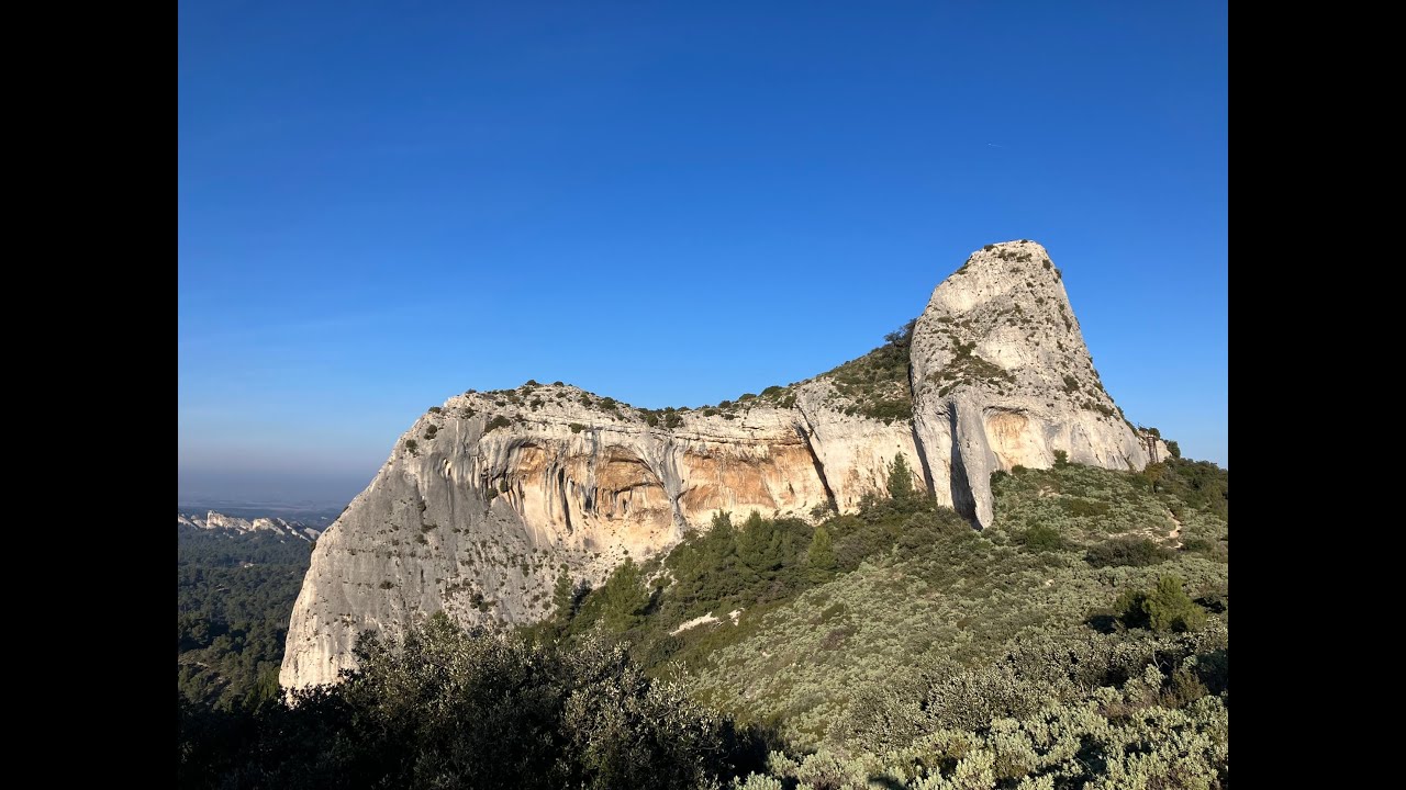 Randonnée dans les Alpilles - Mont Gaussier par le sentier des échelles