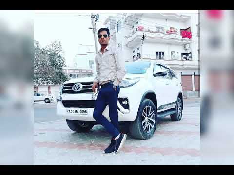 Status बनी थारो बनो दीवानो गाड़ी फोरच्यूनर लायो Banni Tharo Banno Diwano Gadi Fortuner Layo