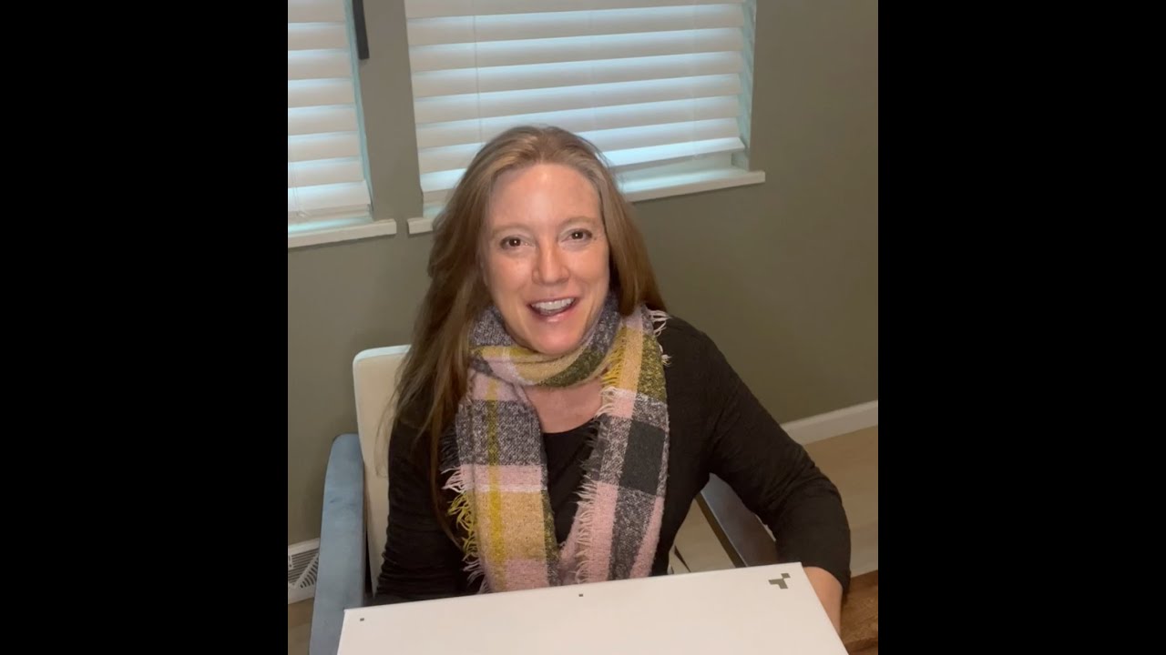Unboxing of the AROYA GO