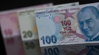 Turkey’s Lira Weakens to Record Low Against U.S. Dollar