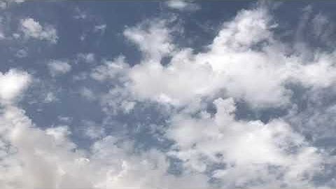 إن الله وملائكته يصلون على النبي ، القارئ:وديع اليمني