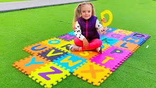 Anabella Pretend Play Learn Alphabe...