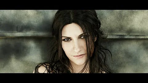 Quantos anos de carreira tem Laura Pausini?