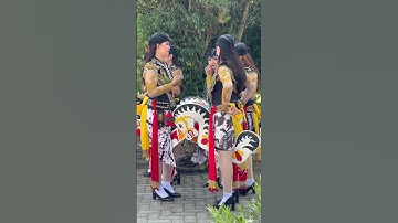 Cantik cantik banget sih Jathilan nya #short #shorts #shortsvideo #shortvideo