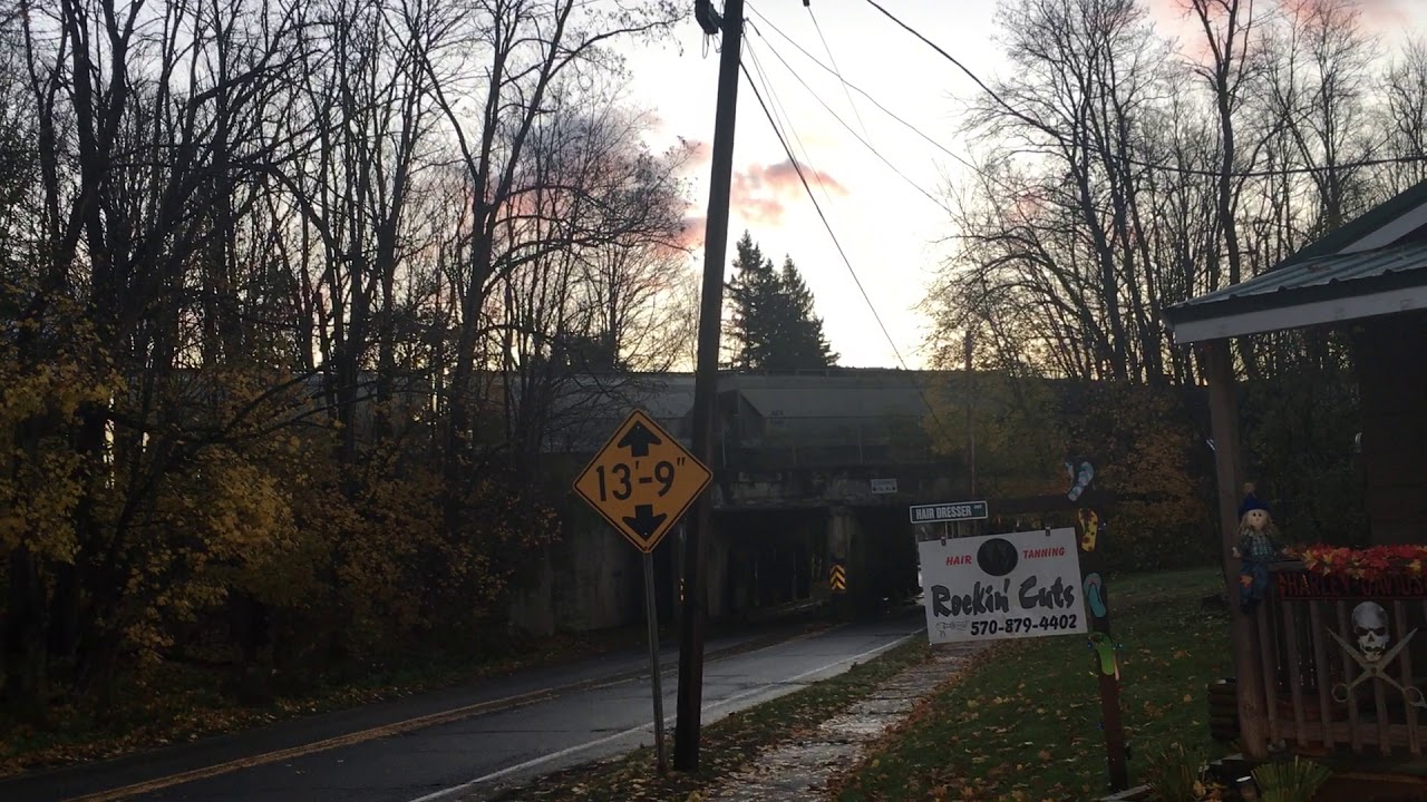 11Z crosses Rte 7 at Hallstead PA YouTube