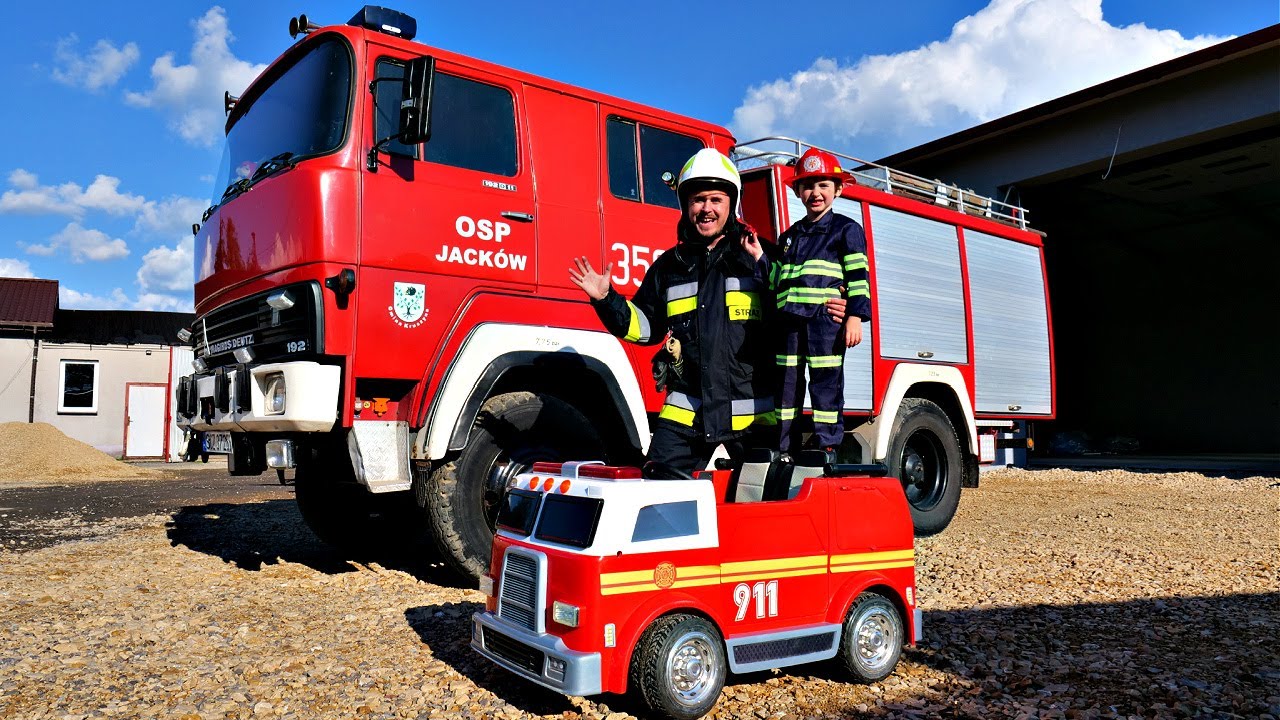 PRAWDZIWY WÓZ STRAŻACKI i MATCHBOX REMIZA STRAŻACKA