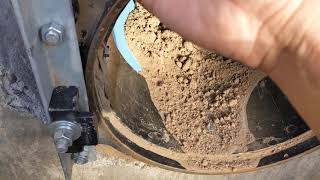 How a Fresno Headgate is bolted onto a inlet pipe