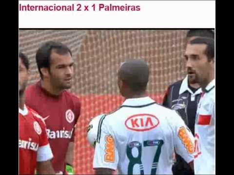 Internacional e palmeiras, Gol de mão Hernán Barcos.flv