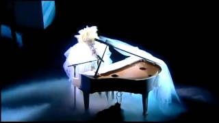 Lady GaGa Telephone Acoustic (Alexander McQueen Tribute) HD