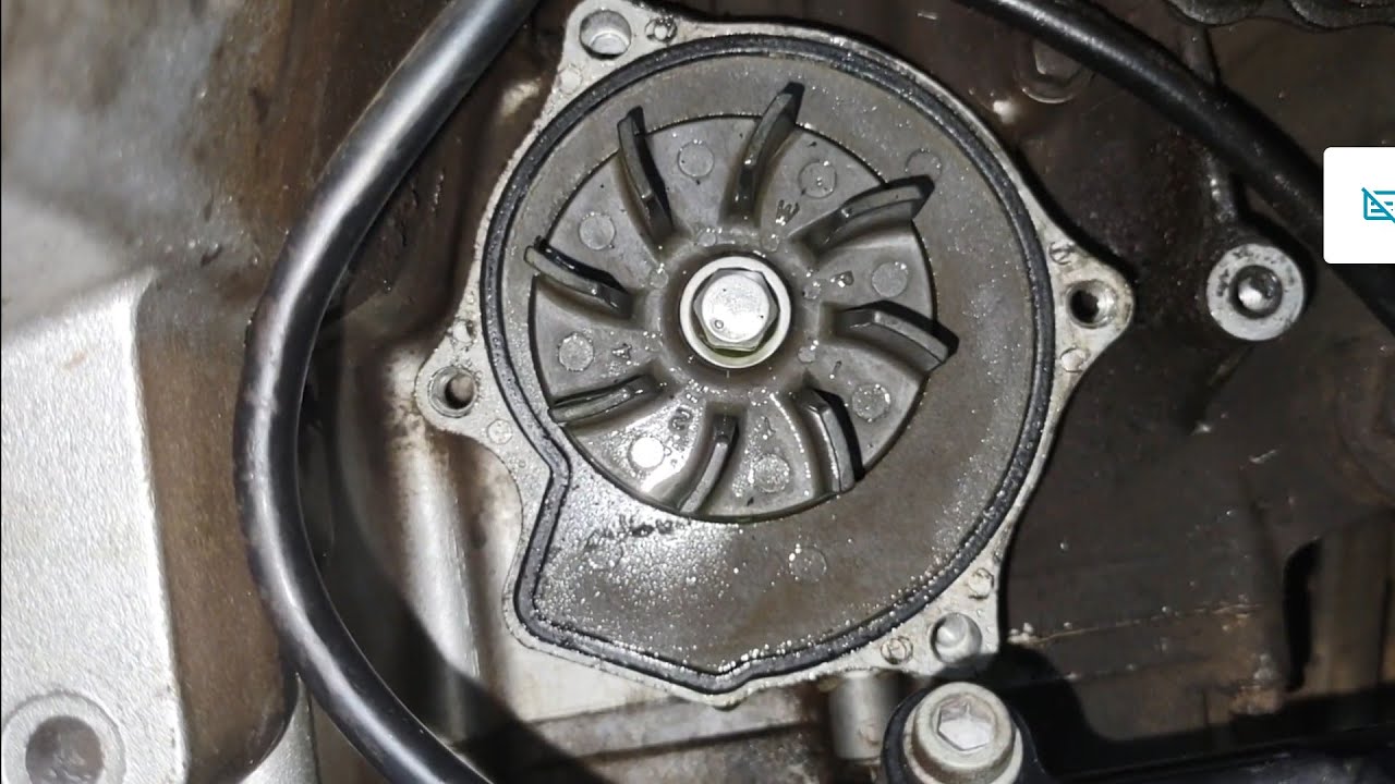 Suzuki GSX650F vazamento na bomba d'água