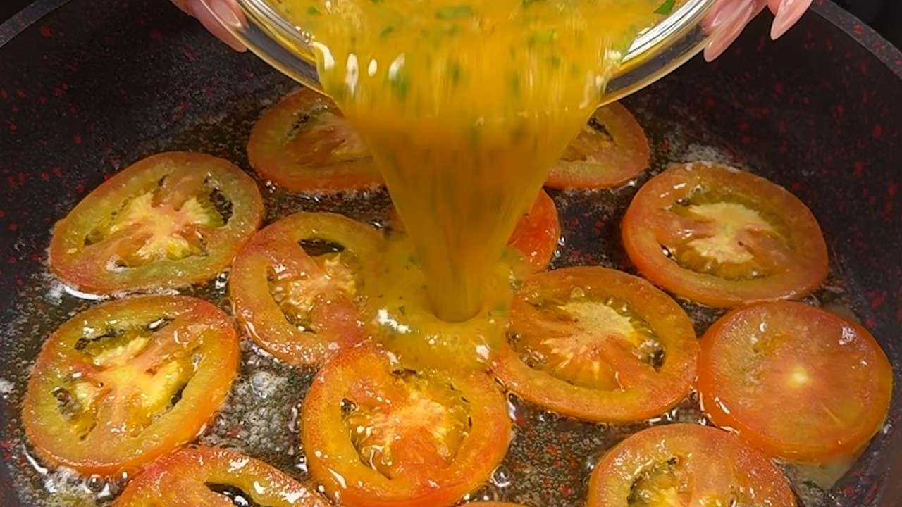 Adicionei ovos nos tomates e me surpreendi com o resultado