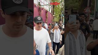 Famous Ananya Panday's rumoured bf Walker Blanco spotted COMING OUT of a restaurant ✌🏻 #shorts Net Worth