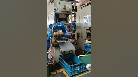 Fulzh handling robot working with yaskawa robot
