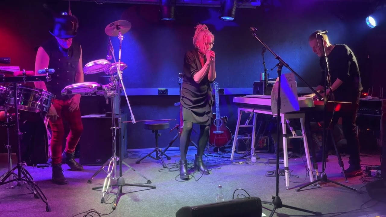 Sunscreem - Love U More - Stourbridge 4/3/23