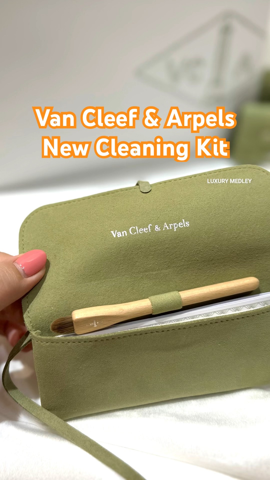 Upgraded VCA Cleaning Kit! #vancleefarpels #luxurymedley #shorts Upgraded VCA Cleaning Kit! #vancleefarpels #luxurymedley #shorts