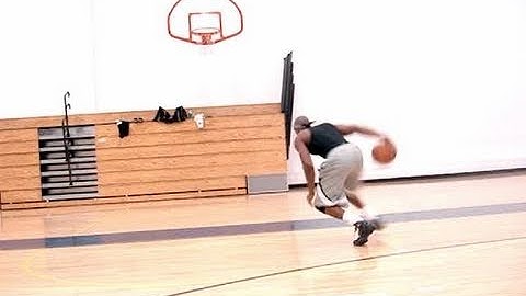 Dre Baldwin: Fastbreak Move -- In & Out Behind Back Dribble Floater Pt. 1 | Point Guard Drills NBA