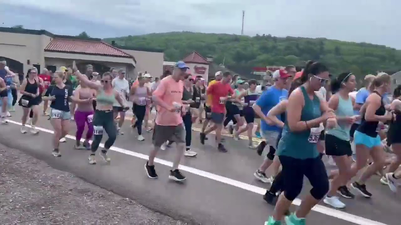The start of the Harveys Lake Run: 5/17/2025