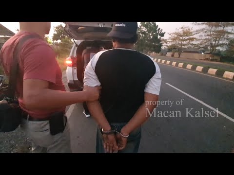 "Banyak yg kebal dgn pisau,tp tidak dgn timah panas polisi" ujar Preman satu ini‼️