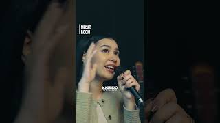 Selalu Berkaca Kaca Kalo Dengerin Lagu Ini