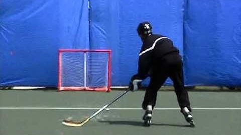 Smarthockey 9.8 Wrist Shot - skating with puck shooting low