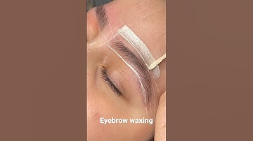 Eyebrow waxing after lamination! #eyebrows #eyebrowwaxing #browwax #browlamination