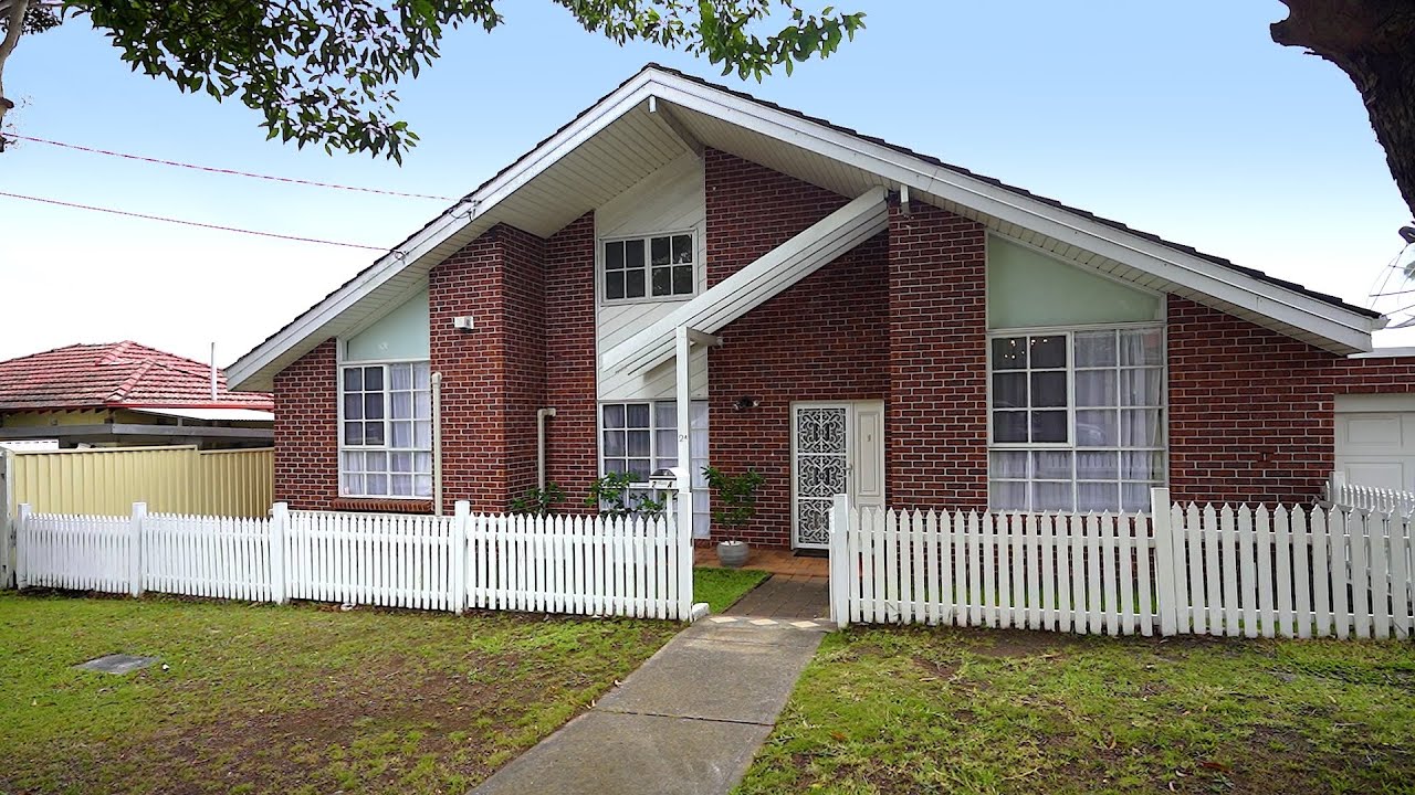 Beverly Hills, 2a Edmund Street