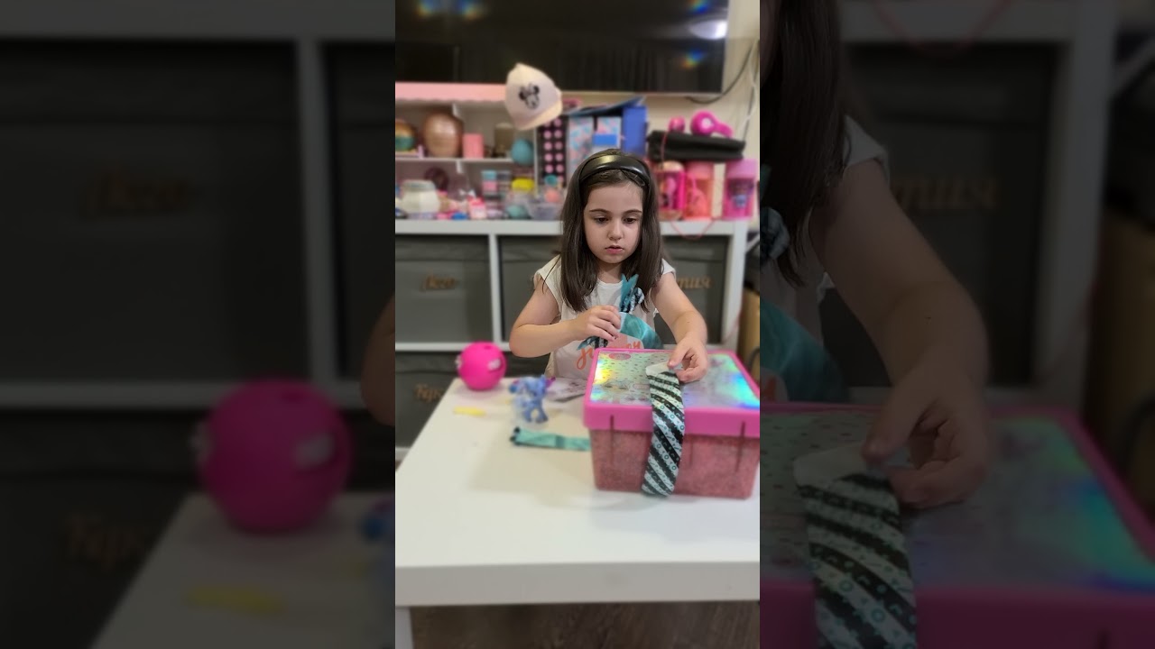 Распаковка Кукла LOL Surprise Deluxe Present