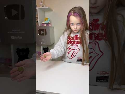 #magictricksvideos #magic #tricks #coin #miralike #followme #foryou #supersimple #trickshots #easy