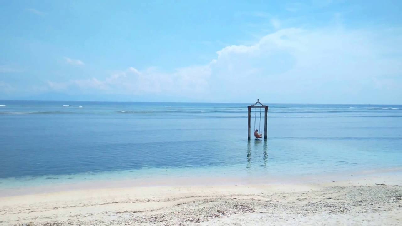 可能是全世界最有名的【海上鞦韆】巴里島旁Gili Trawangan 吉利T島 ...