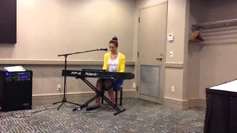 Aurora performs "Hallelujah"