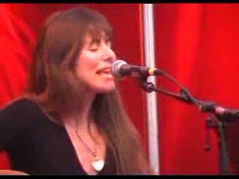 Watch Claudia Scott LIVE in Vllingby City 2008