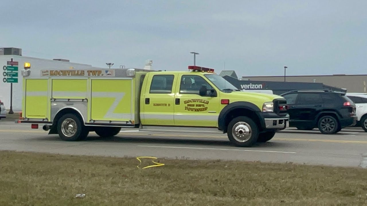 Kochville Township MI FD R-8 Responding (UNCONSCIOUS)