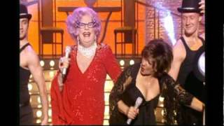 Shirley Bassey - Big Spender (Duet w/ Dame Edna) (2007 Live)