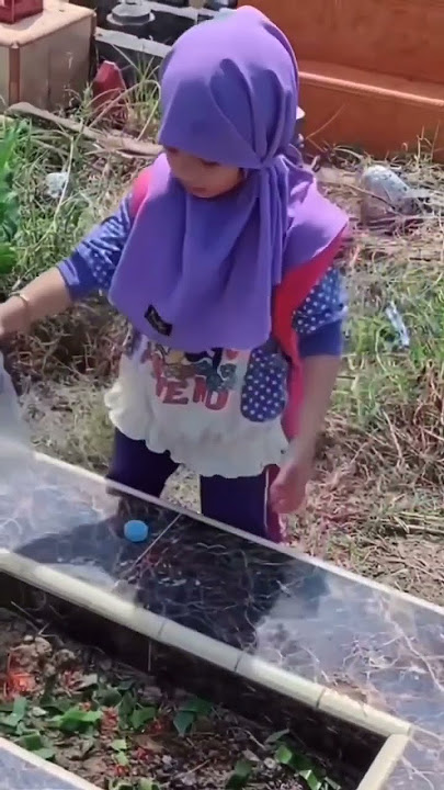 seorang anak curhat di makam ibunya #shorts #video #anak #curhat #ibu