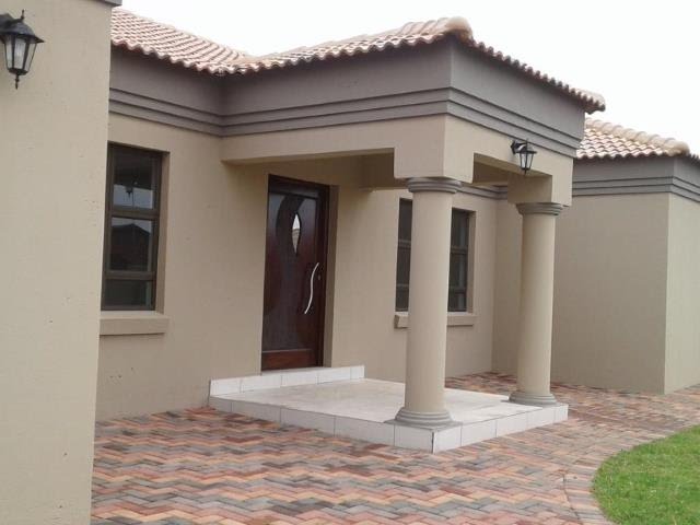 3 Bedroom House  For Sale in Aerorand Middelburg 