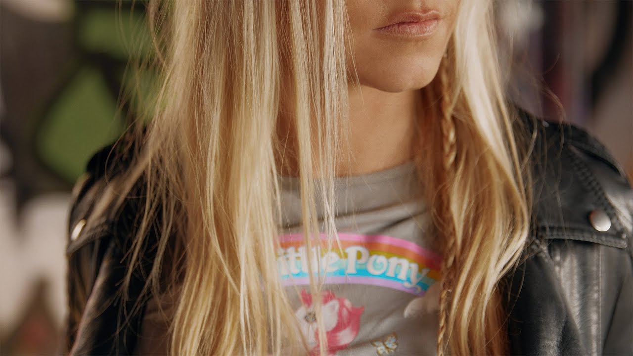 Slim Shady | Post-process using Photoshop x1200 | Katja Jebjerg