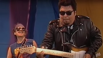 Santana - 12 Bar Blues Jam / Guitar Solo (1989)