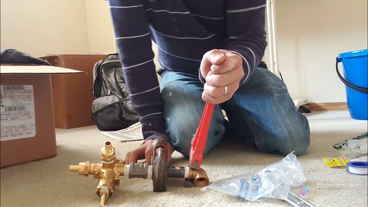 HOW TO FIX LEAK SHOWER HEAD AND FAUCET... YouTube