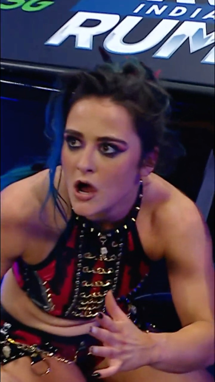 Lyra Valkyria didn't see this coming! #RoyalRumble