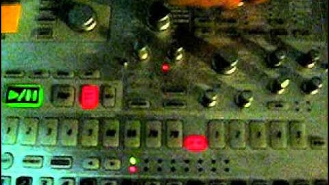 KORG EMX TIP: using the drum ACCENT to mute drums (DJ like effect)