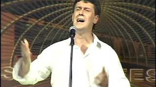 Video thumbnail of "ENES BEGOVIĆ - Prolazi jesen - LIVE - SEVDAH FEST BIHAĆ 2008"