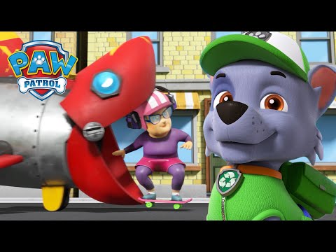 PUPS SAVE ADVENTURE BAY FROM DANNY'S OUT OF CONTROL ROBOT SHARK!