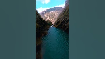 Diving waterfalls with my FPV drone in Tivoli, near Rome! #rimzler #fpv #drone #waterfall #tivoli